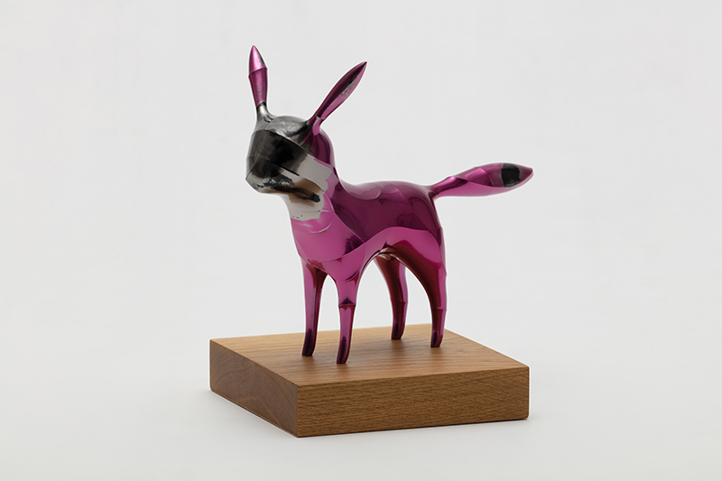 Evolving-Small pink D. Foxi, 30x20x30cm, candy paint on resin, wood, 2023.jpg