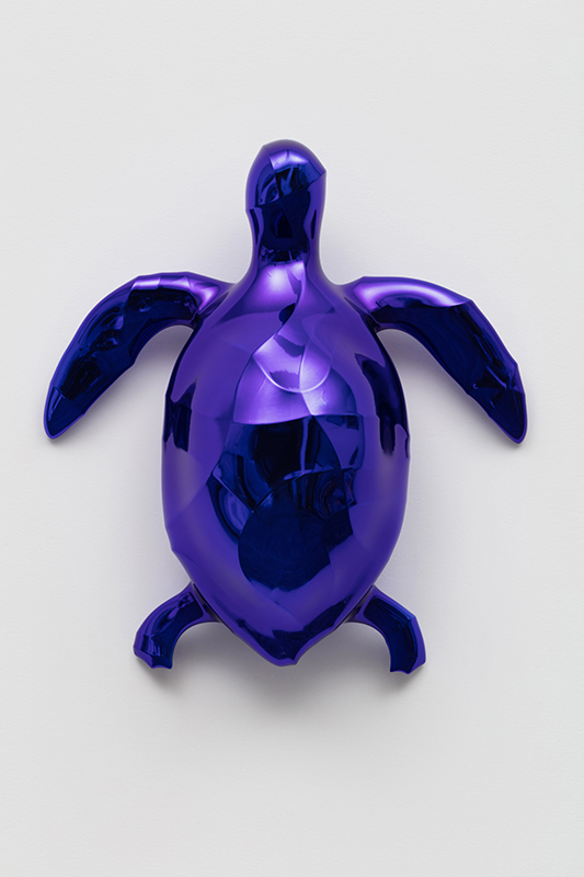 The Crease of Time-Purple Candy Kura, 32x35x13cm, candy chrome paint on resin, 2023.jpg