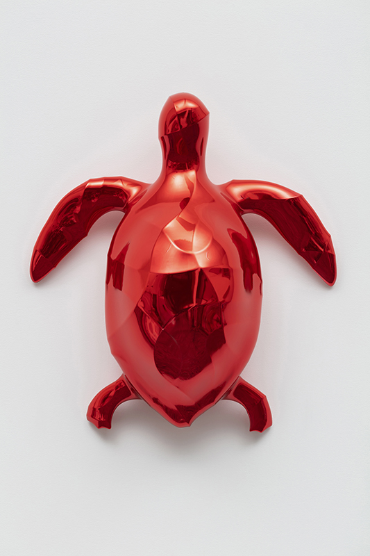 The Crease of Time-Red Candy Kura, 32x35x13cm, candy chrome paint on resin, 2023.jpg