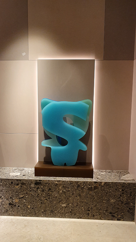 091 Clo-Soul, 700x200x900mm, plastic acrylic, 2019 (Andaz Hotel-Gangnam).jpg