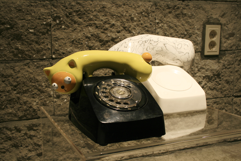 Clo Phone, 17x20x18cm(each), mixed media, 2007.JPG