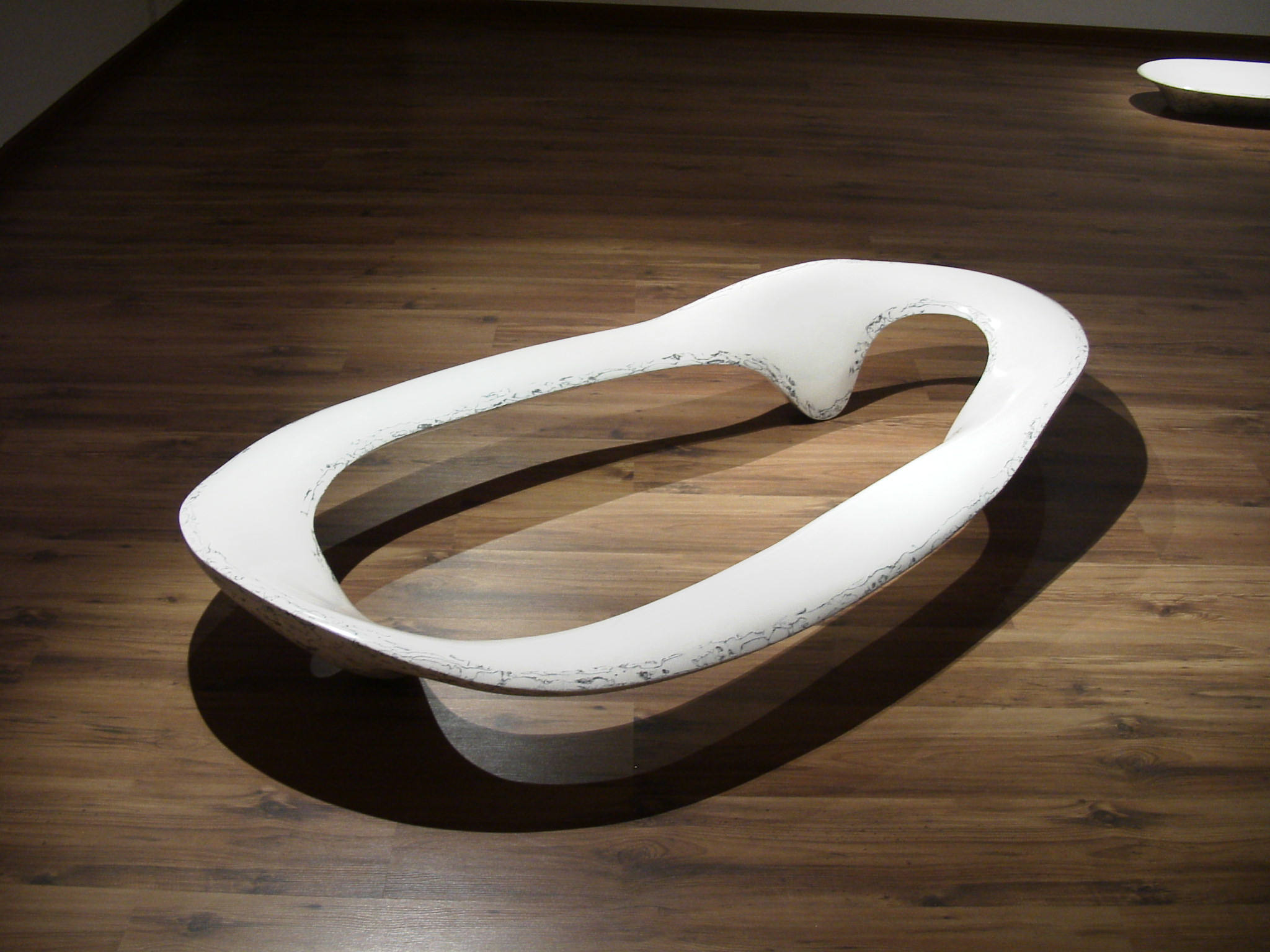 A Respiration of the Earth 04-15, 180x89x28cm, plaster, korean ink, 2004.JPG